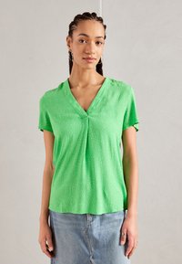 Esprit - V NECK - Blouse - citrus green Thumbnail Image 1