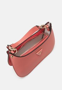 Guess MERIDIAN MINI TOP ZIP  - Borsa a mano - coral
