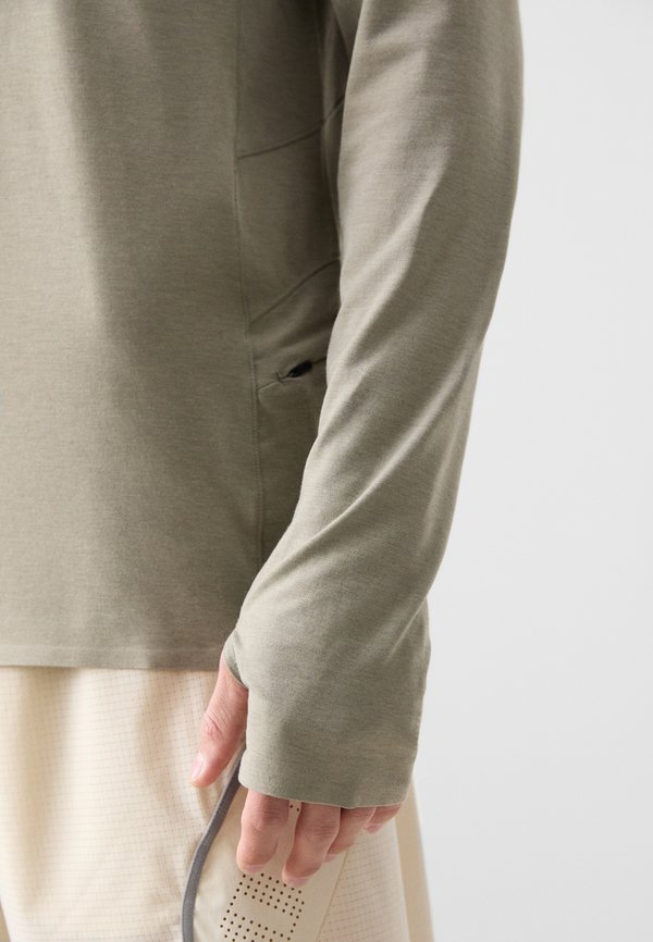 LATITUDE FLIGHT TEE - Long sleeved top2