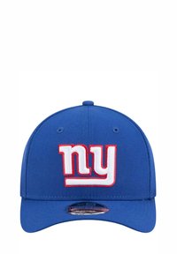 Blaue Baseballmütze aus Stoff, mit einem gestickten weißen und roten "ny"-Logo auf der Vorderseite. Gebogener Schirm und strukturierte Krone.