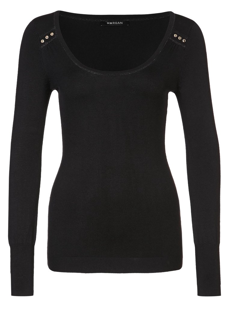 Svart långärmad tröja i mjukt material med rund halsringning och dekorativa metallnitar på axlarna. Figursydd design.