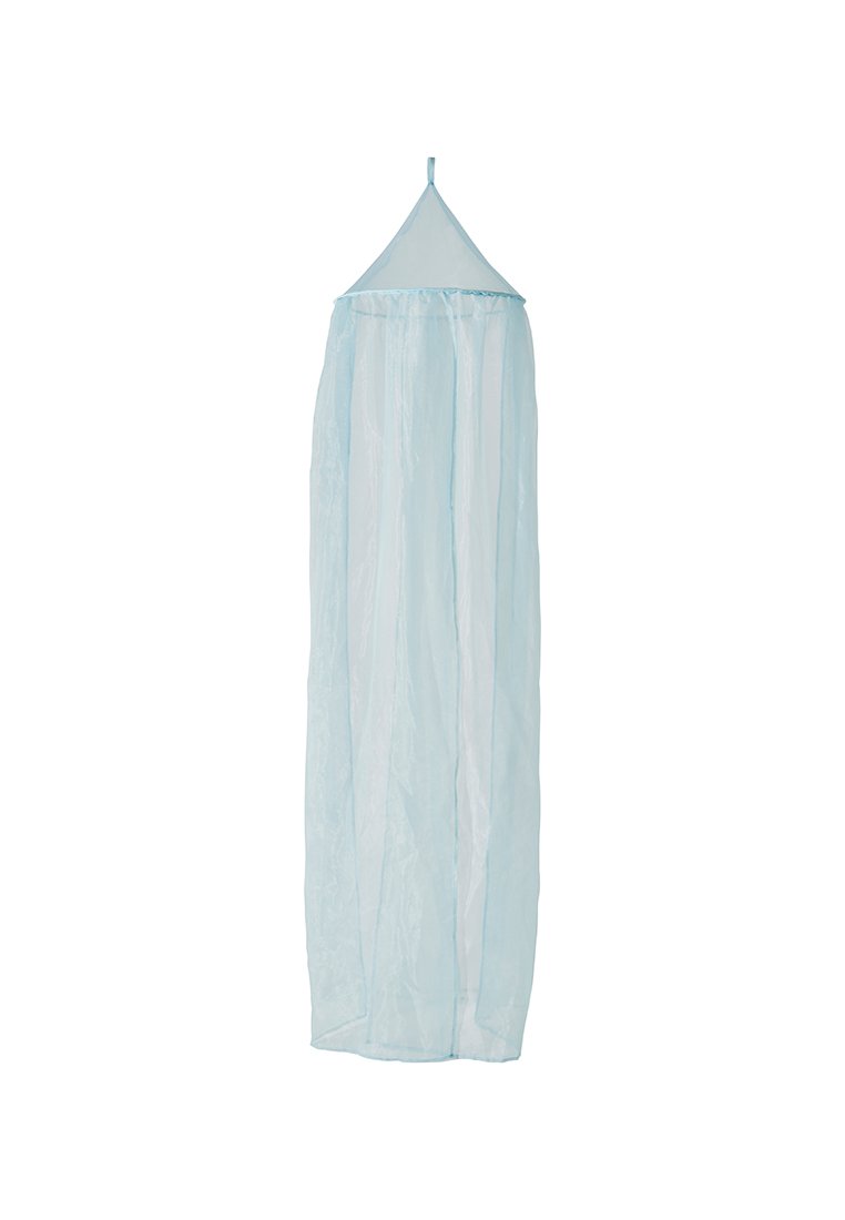 Himmelblaues Zelt aus transparenter Stoff, mit spitzem Oberteil, fließenden Vorhängen und glatter Textur; entworfen zum Aufhängen von einer Decke.
