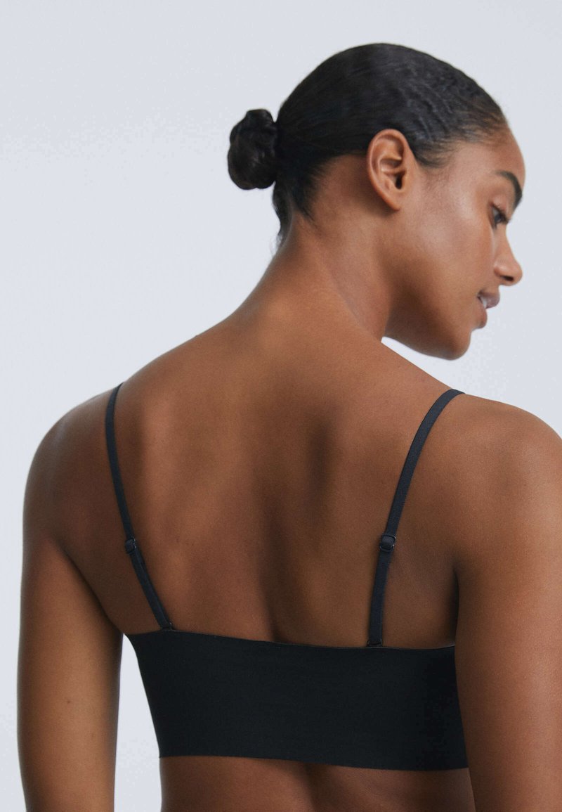 Damen BHs | OYSHO INVISIBLE LASER CUT MICROFIBRE Bustier black/schwarz - RY77873 Damen BHs | OYSHO INVISIBLE LASER CUT MICROFIBRE Bustier black/schwarz - RY77873