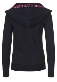 Mörk marinblå huvtröja med mönstrad stickad trim runt kragen, långa ärmar och ribbade muddkanter och nederkant.