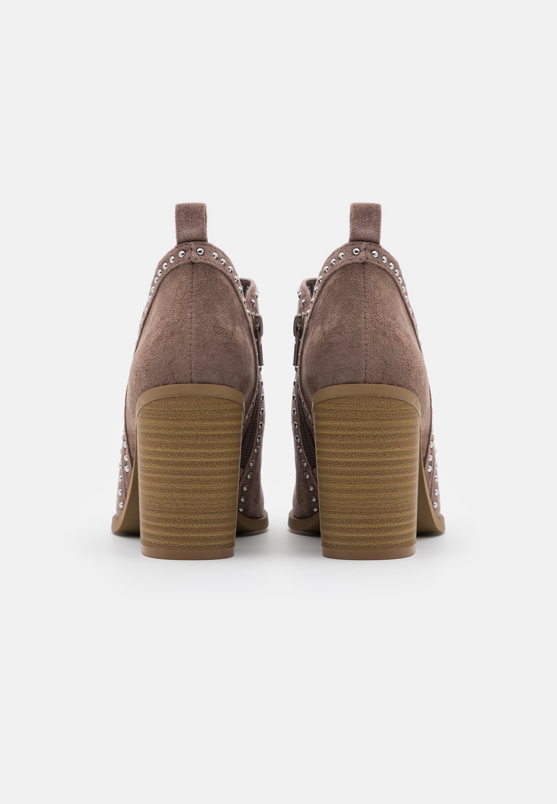 madden girl evita taupe