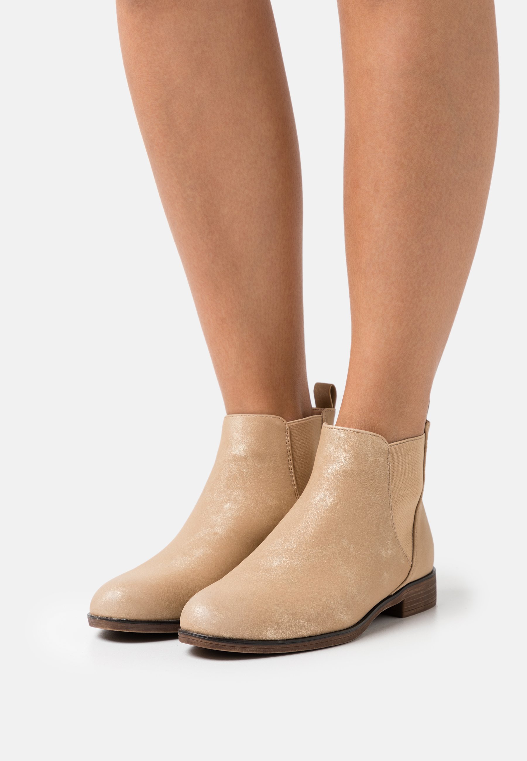 Anna Field COMFORT - Ankle boots - gold 