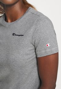 Champion T-shirt basic