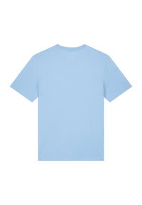 Himmelblaues Baumwoll-T-Shirt mit kurzen Ärmeln und Rundhalsausschnitt. Glatte Textur, einfaches Design und keine sichtbaren Muster oder Akzente.
