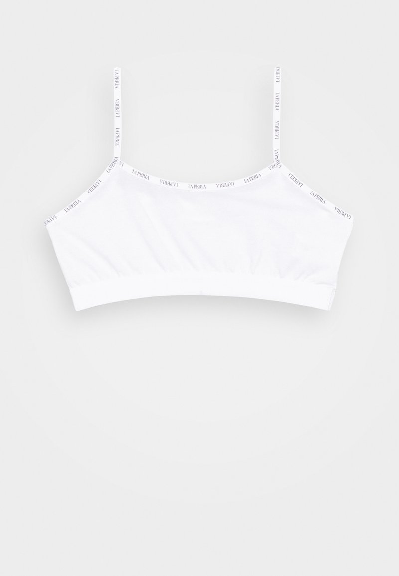 Bralette branco em algodão com alças finas. Apresenta o logótipo impresso ao longo da borda superior e uma textura suave e macia. Design simples e sem costuras.