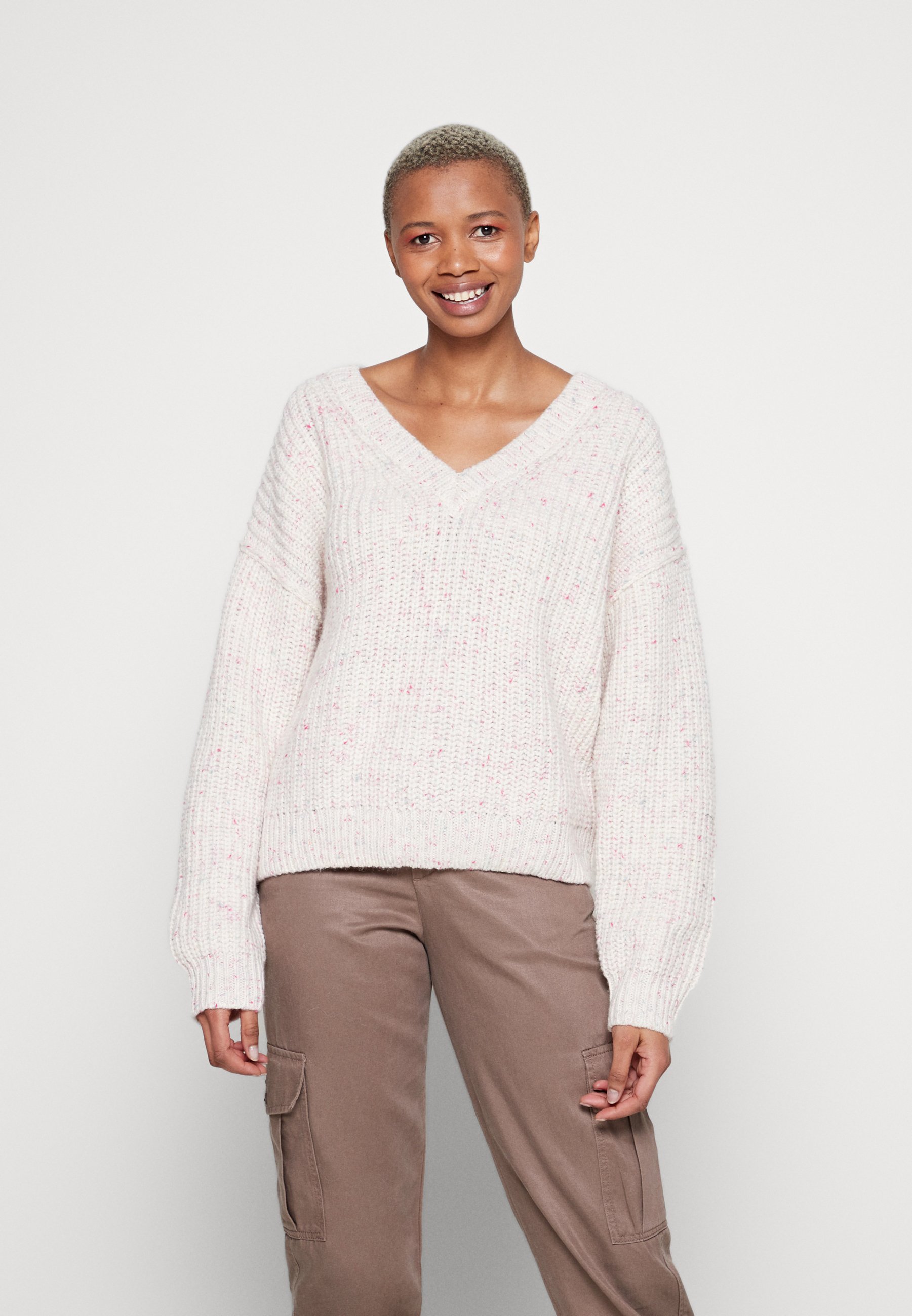 Weekday Strickmode \u0026 Cardigans für 