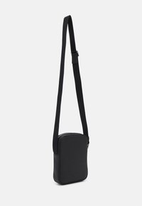 Sac Bandoulière BOSS En Cuir - Modèle Zair Reporter - Noir, Dimensions 17x22x5.5 Cm - Bandoulière Réglable