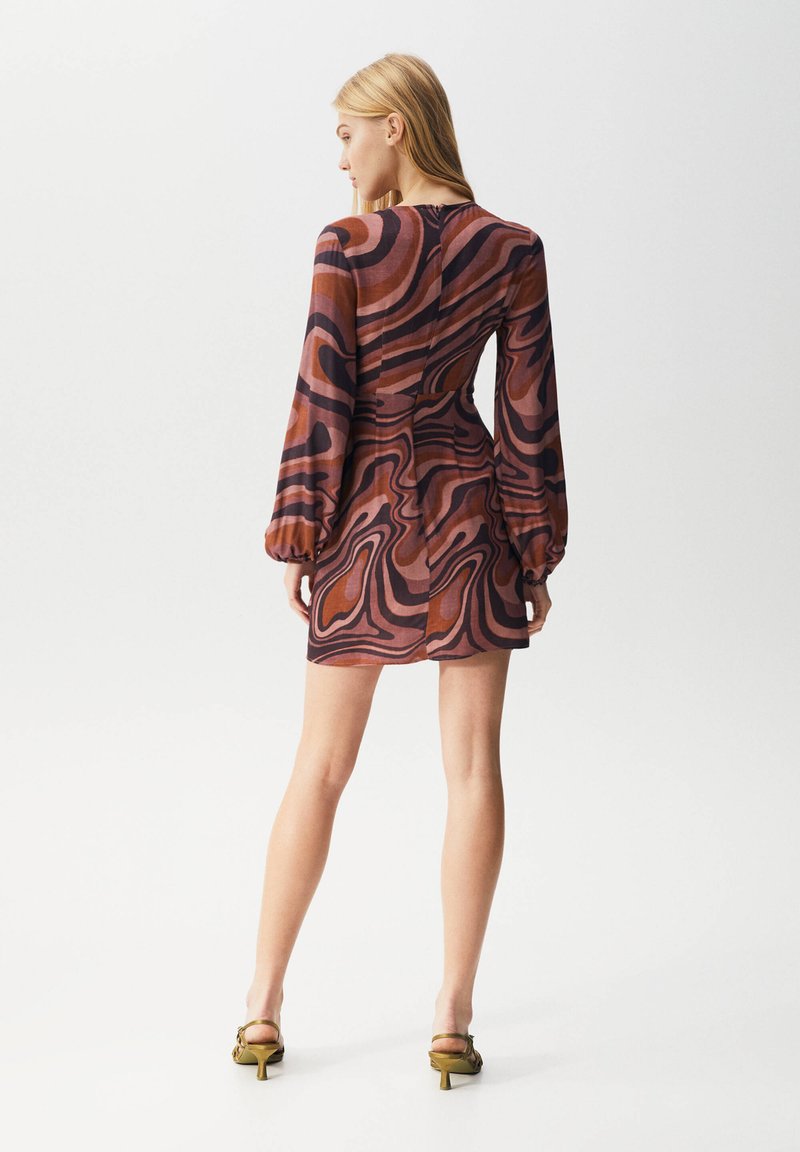 Damen Freizeitkleider | PULL&BEAR Freizeitkleid brown/braun - TB53404 Damen Freizeitkleider | PULL&BEAR Freizeitkleid brown/braun - TB53404
