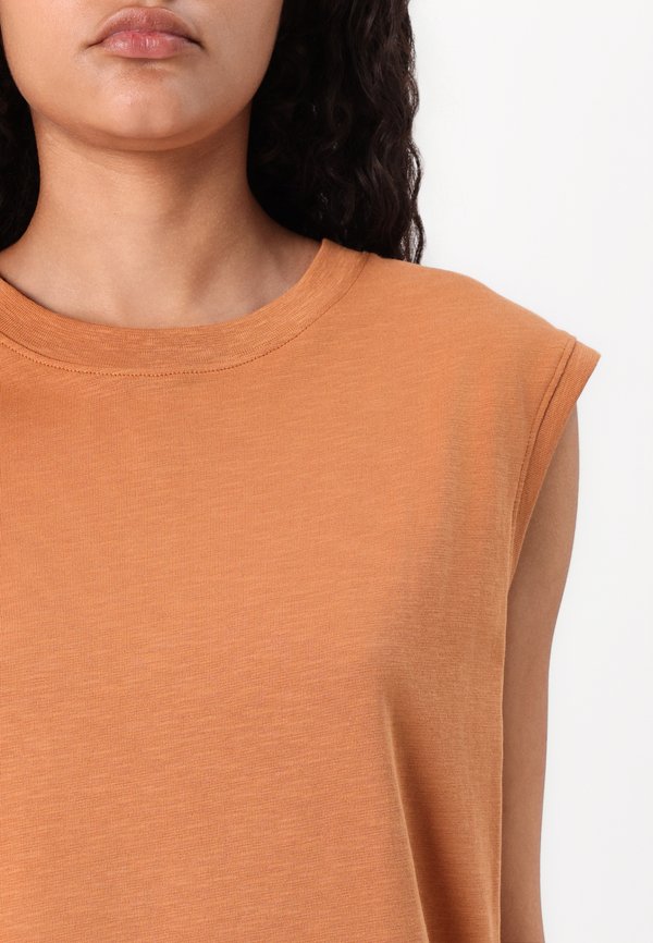 LINGAI - Jumper - bran2