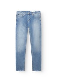 Světlomodré džínové kalhoty s rovnými nohavicemi. Mají pět kapes, zip a kontrastní šití. Látka má opraný vzhled.