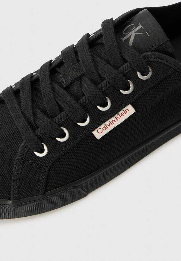 ESS VULC - Trainers3