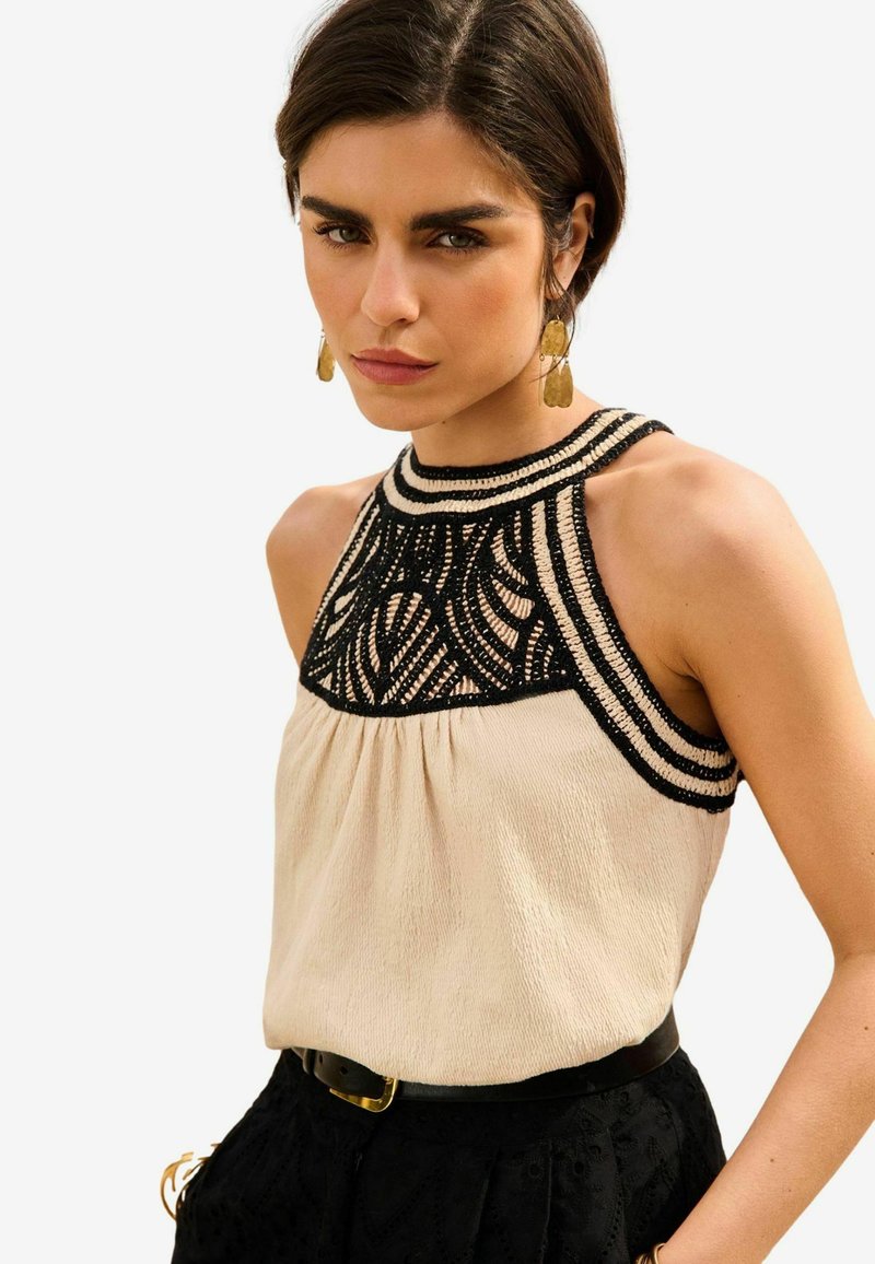 Love & Roses Tops - crochet black and ivory white