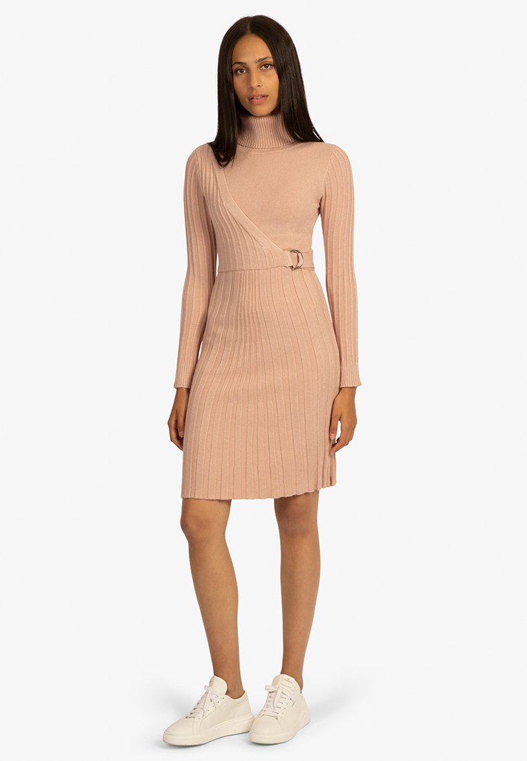 Apart Gebreide jurk roze