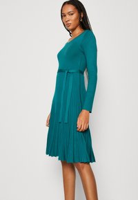 Anna Field Strickkleid - teal