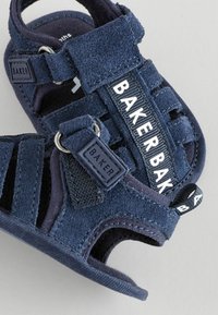 Baker by Ted Baker Sandále na chodenie - navy