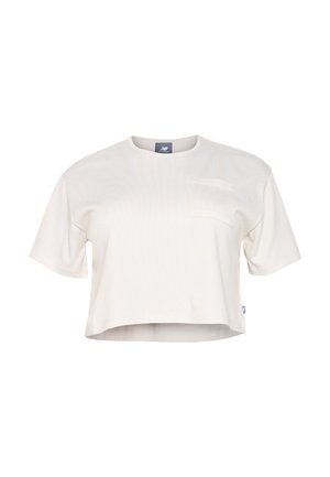 Weißes kurzärmeliges, bauchfreies T-Shirt mit rundem Ausschnitt und einer kleinen Brusttasche auf der linken Seite.