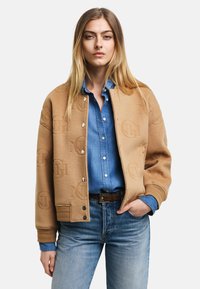 GANT JACQUARD VARSITY - Bomberjacks - warm khaki