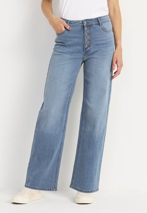 Lichtblauwe wijde jeanstbroek met voorzakken, een hoge taille en een button-fly sluiting met vijf knopen. De stof heeft een zachte textuur.