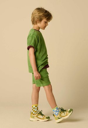Sissy-Boy, SISSY-BOY NICKI-SHORTS - HELLGELB - Trainingsbroek - grün