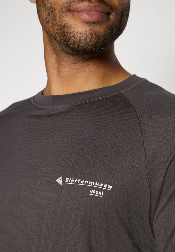 GROA TEE  - Long sleeved top - raven2