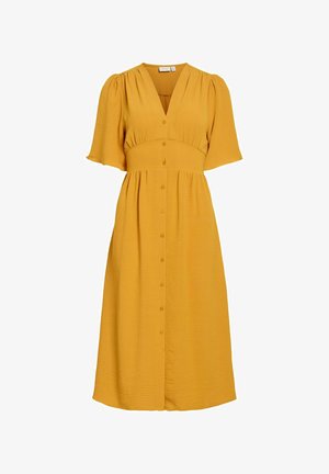 Vestido midi amarillo mostaza con mangas cortas acampanadas, escote en V, cierre delantero con botones y costura ajustada en la cintura con falda fruncida.