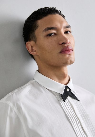 The Kooples CHEMISE biały