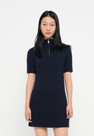 CABLE SHIFT DRESS - Φόρεμα-πουλόβερ - dark night navy