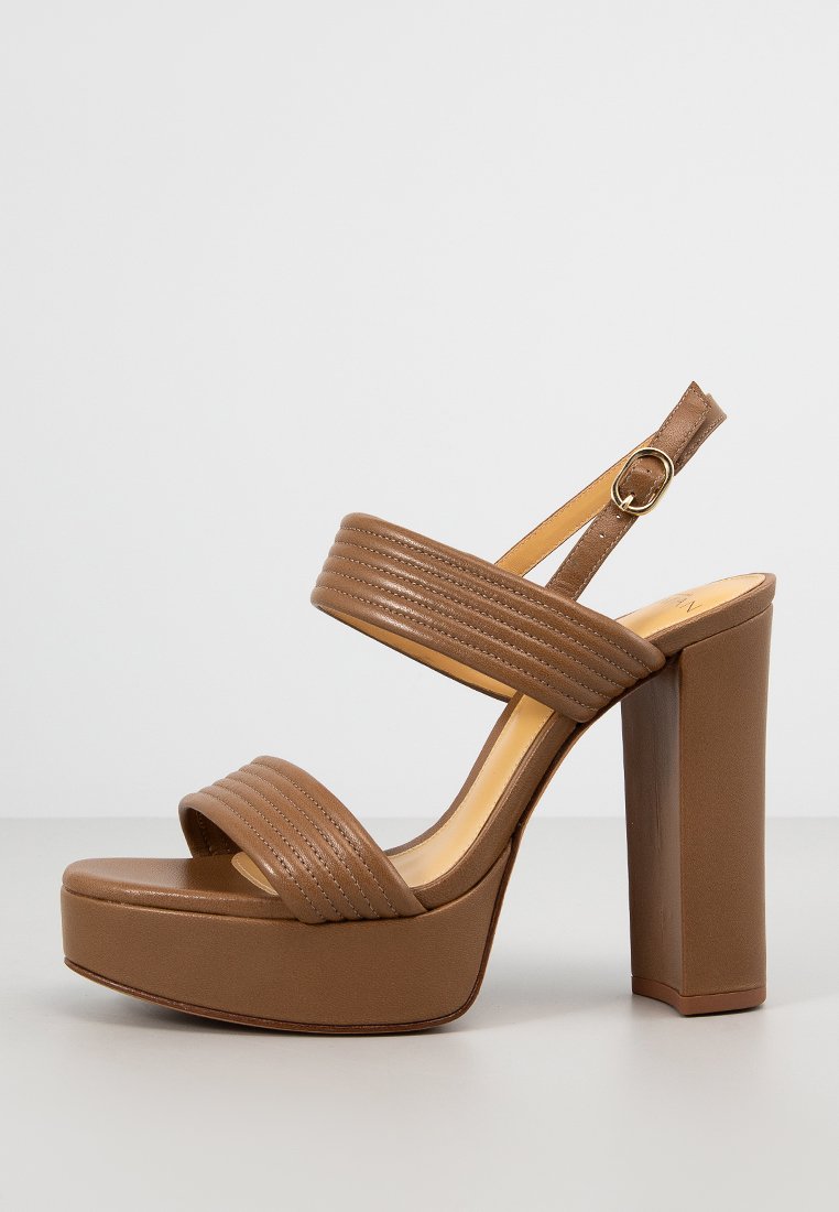 Alexandre Birman Sandalen met plateauzool bruin