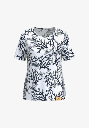 Chemise blanche à manches courtes avec motifs de corail noir et d'étoiles de mer, encolure ronde, et petite étiquette beige à l'ourlet.