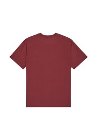 Camiseta de algodón burdeos con cuello redondo, mangas cortas y una textura suave. Color sólido y simple sin marcas ni patrones visibles.