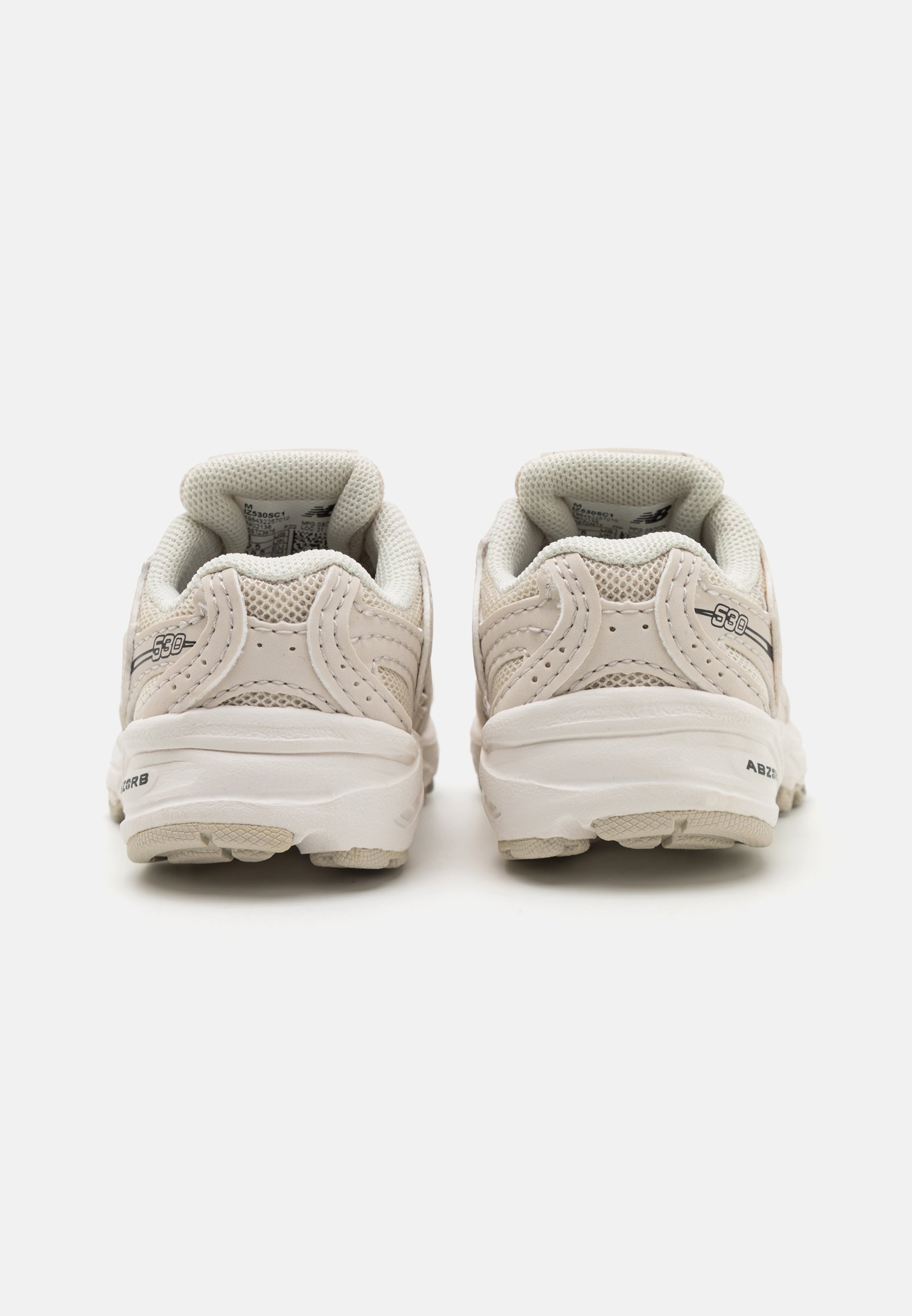New Balance 530 UNISEX - Trainers - off-white/white/silver