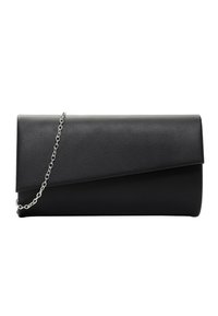 Clutch in ecopelle nera con design a patta angolare, dotato di tracolla in catena argentata. Texture liscia e stile minimalista.