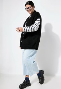 Studio Untold EXTRA  - Chaqueta de punto - black
