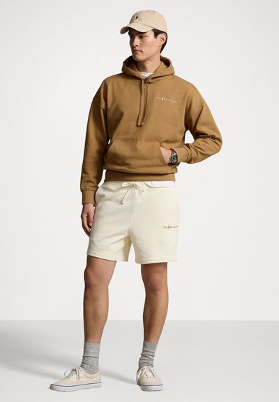 Polo Ralph Lauren 16.5 CM RELAXED FIT LOGO FLEECE SHORT - Treniņtērpa apakšdaļas - clubhouse cream
