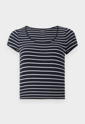 T-shirt à manches courtes rayé bleu marine et blanc avec un décolleté en scoop. Fabriqué en tissu doux, avec des rayures horizontales uniformes de largeurs variées.