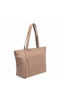 Beige leren tote bag met twee lange hengsels, rechthoekige vorm, voorvak en zichtbare naaddetails. Gladde textuur, minimalistisch ontwerp.