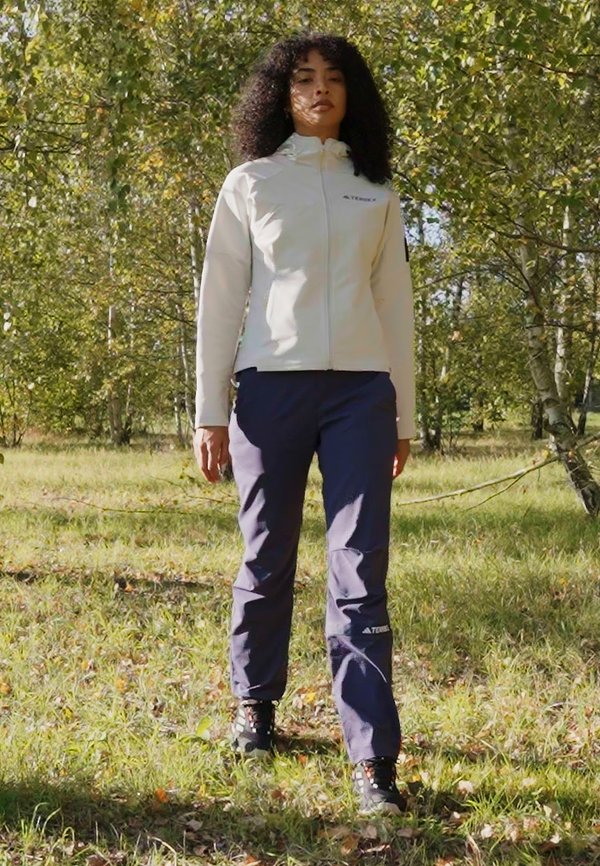 EASTRAIL GORE-TEX - Hiking shoes3