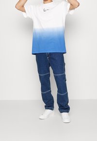 Karl Kani Triko s potiskem - blue