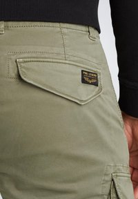 PME Legend NORDROP TAPERED FIT - Cargohose - capulet olive