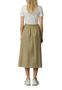 s.Oliver Jersey dress - hellbraun