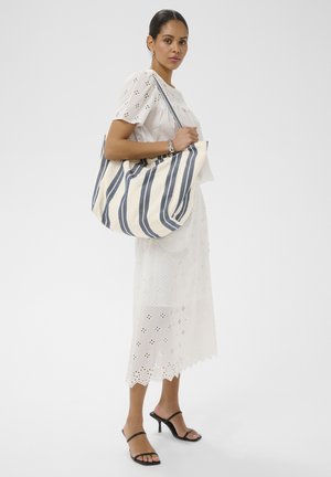 Kaffe, KASAVANNA - Geantă de pânză - chalk navy stripe