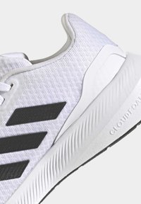 adidas Performance FALCON 3 LACE - Silniční běžecké boty - cloud white   core black   cloud white