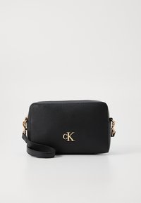 MINIMAL MONOGRAM CAMERA BAG - Skulderveske - black