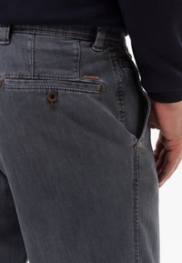 BRAX STYLE JIM - Jeans a sigaretta - gray