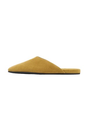 Sandalias planas - ocre