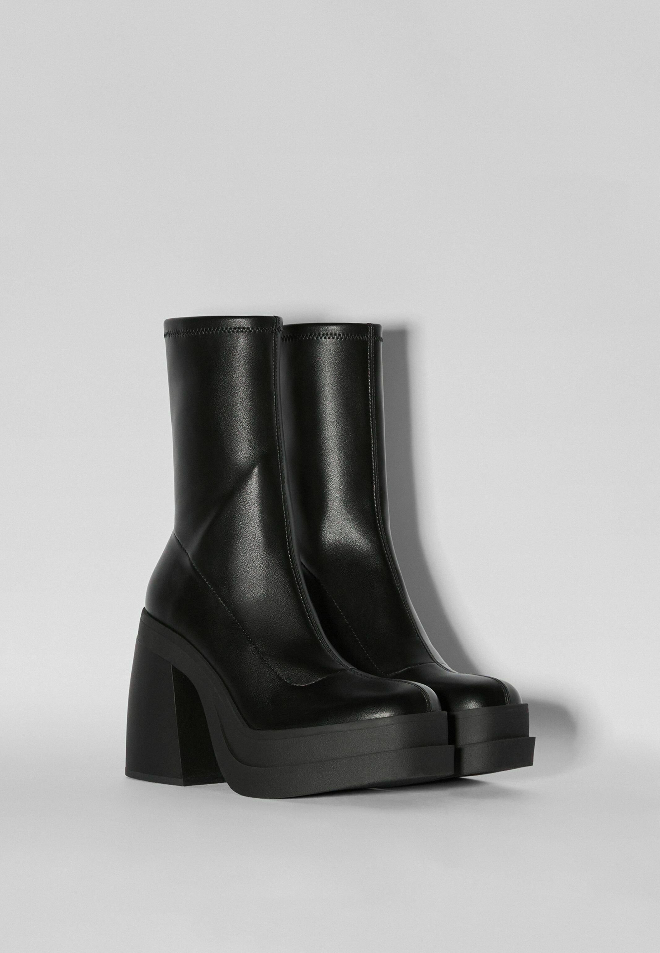 Bershka FITTED 11103160 - Enkellaarsjes met plateauzool - black/zwart -  Zalando.nl